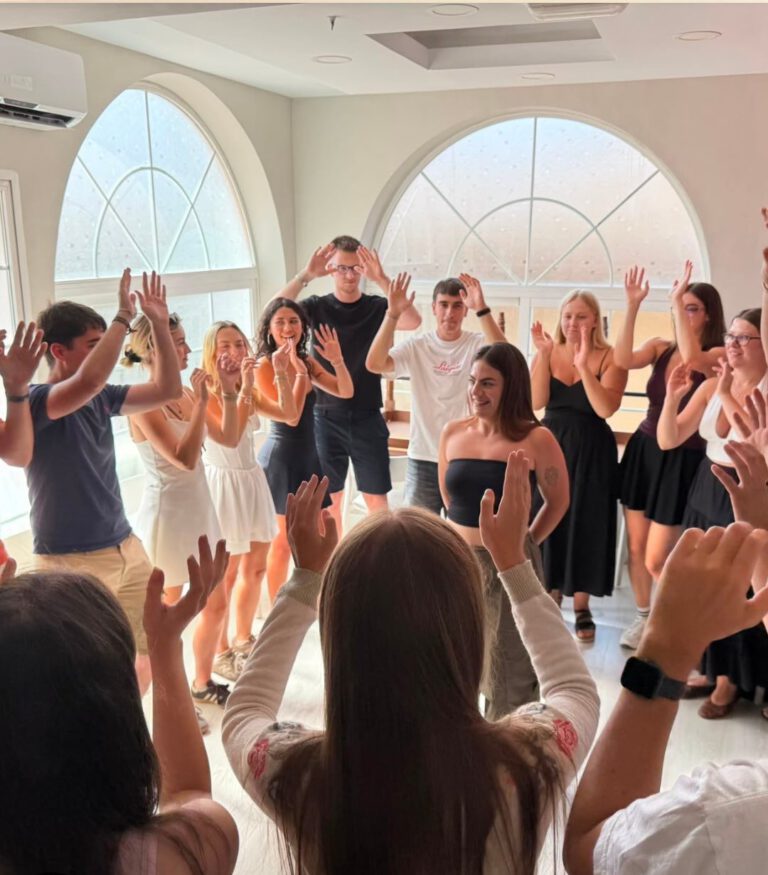 Energiser activity during a youth exchange in Granada